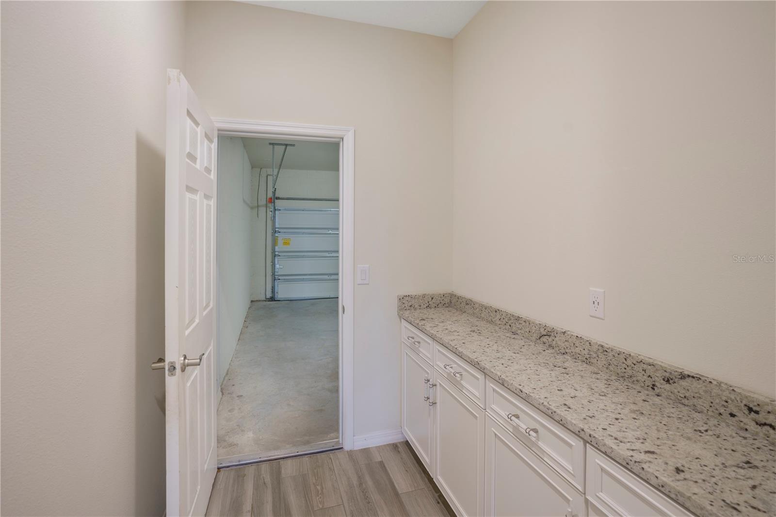 MUDROOM
