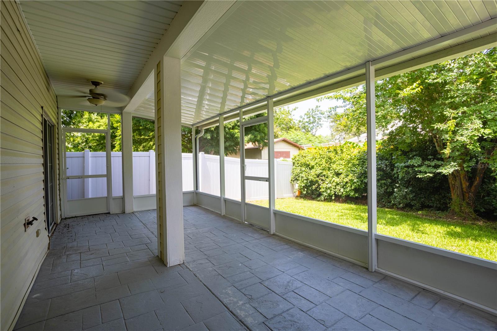 Screened In Back Porch!