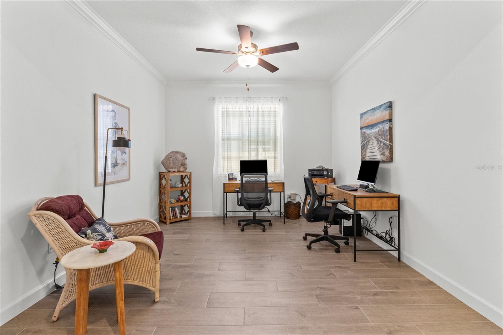 Flex room or 3rd bedroom