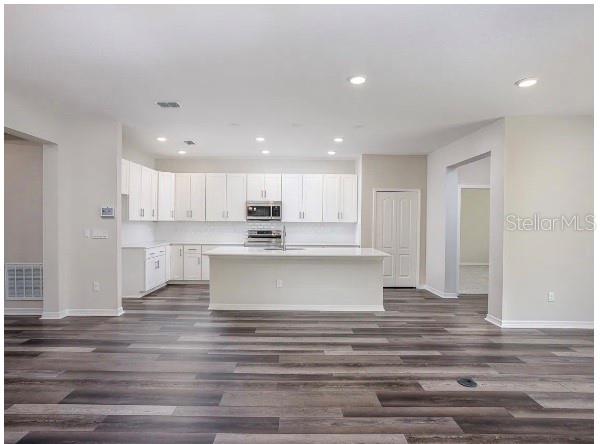 Chefs Kitchen Example Features my be different