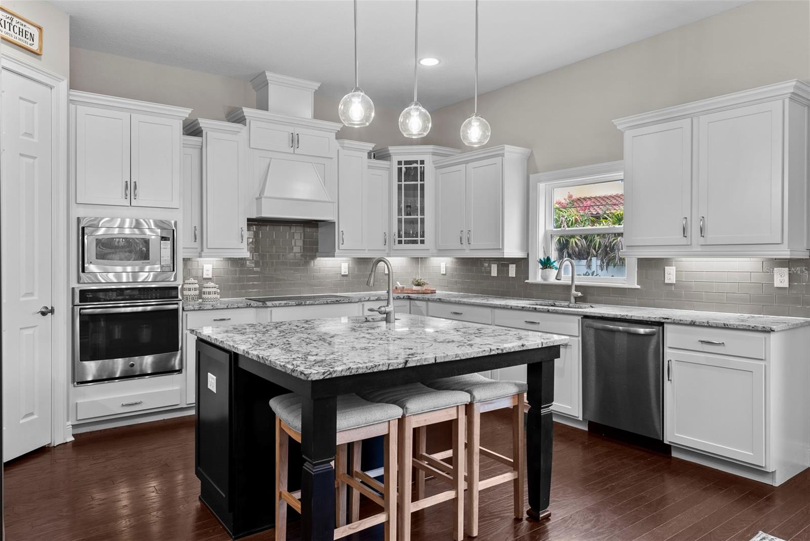 beautiful light and bright chef's kitchen