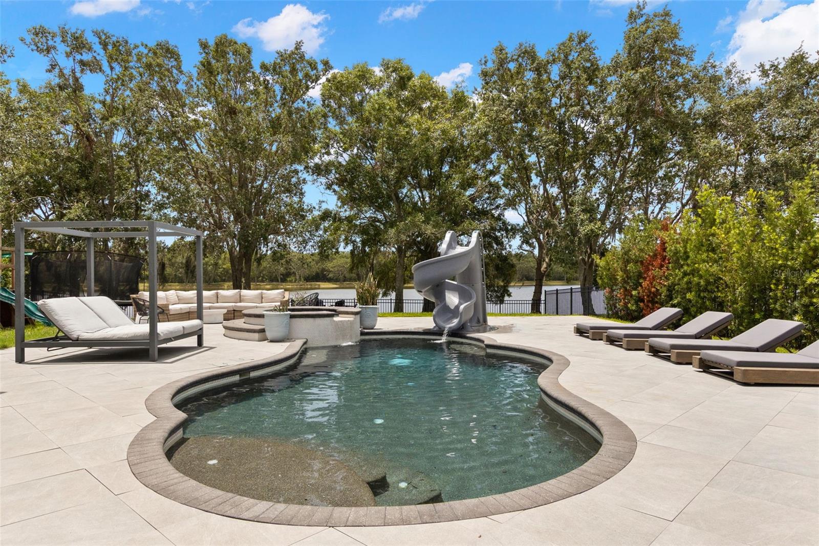Backyard/Swimming Pool