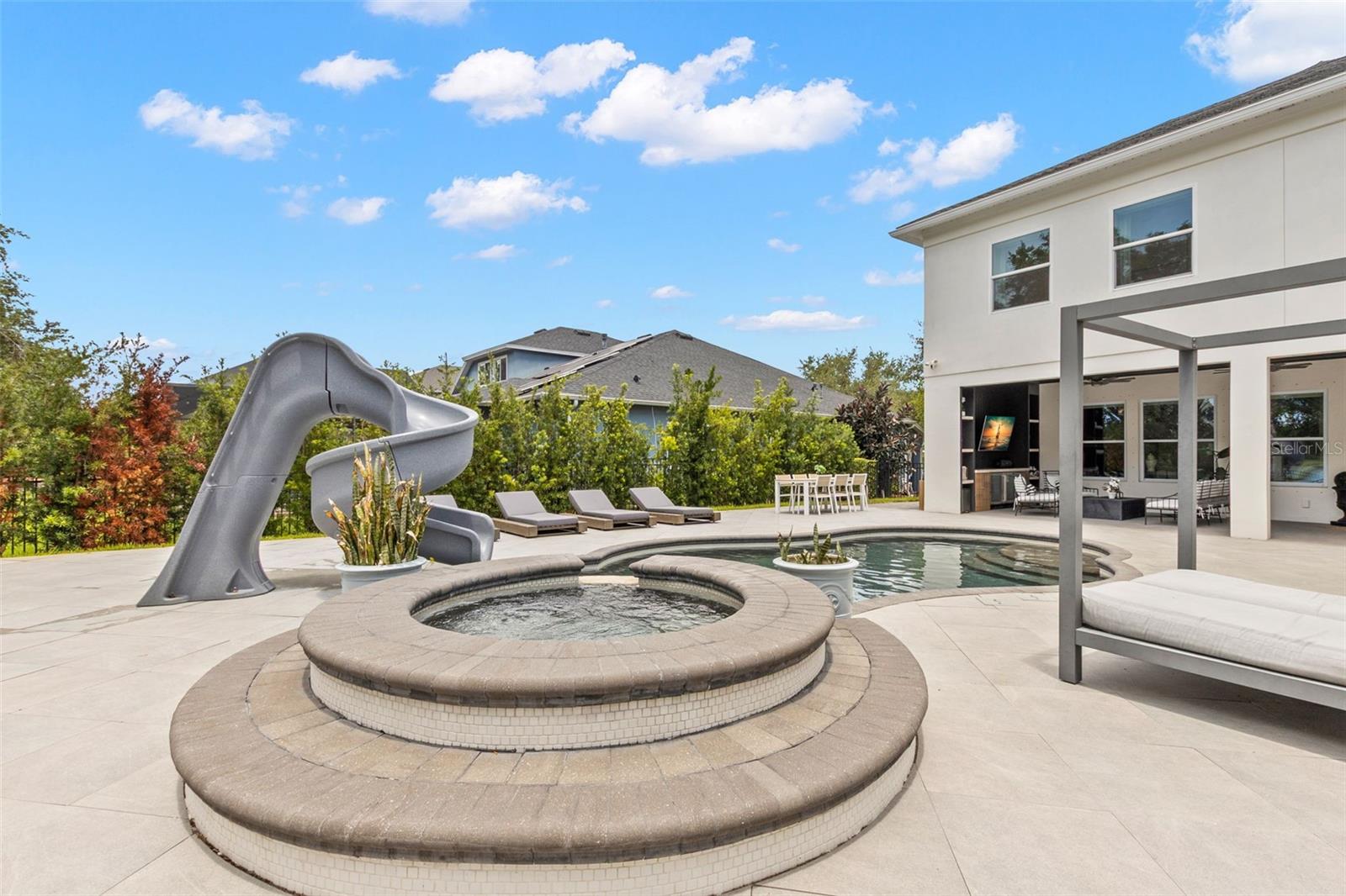 Backyard/Swimming Pool
