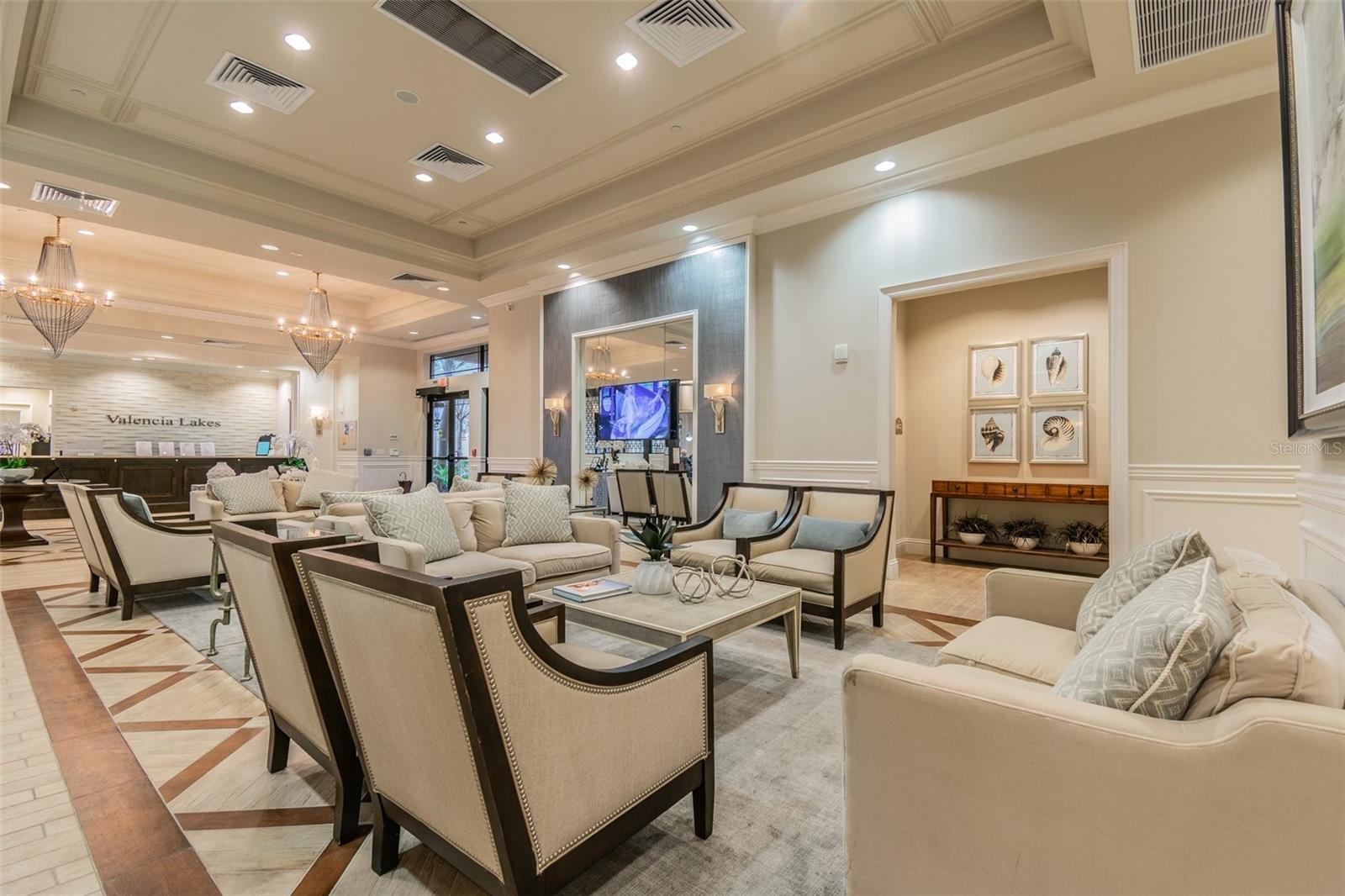 Valencia Lakes Clubhouse