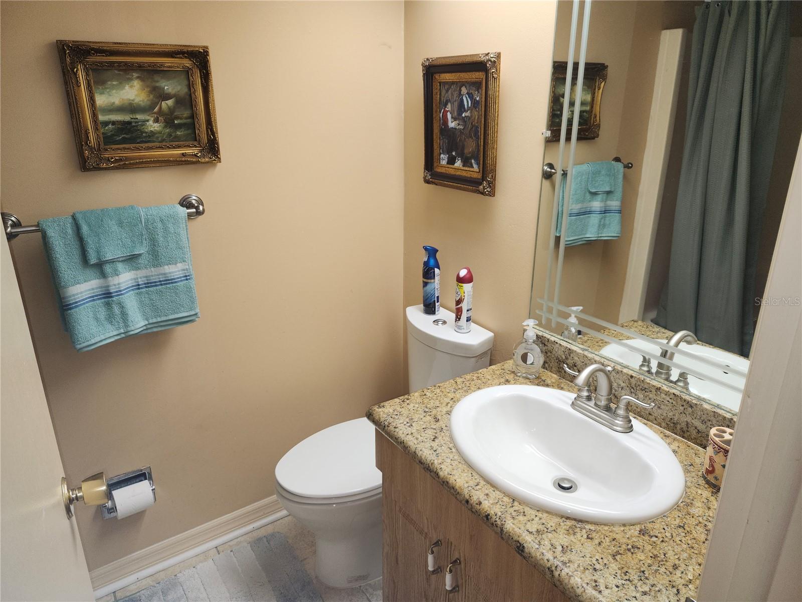 Bath with Tub/Shower