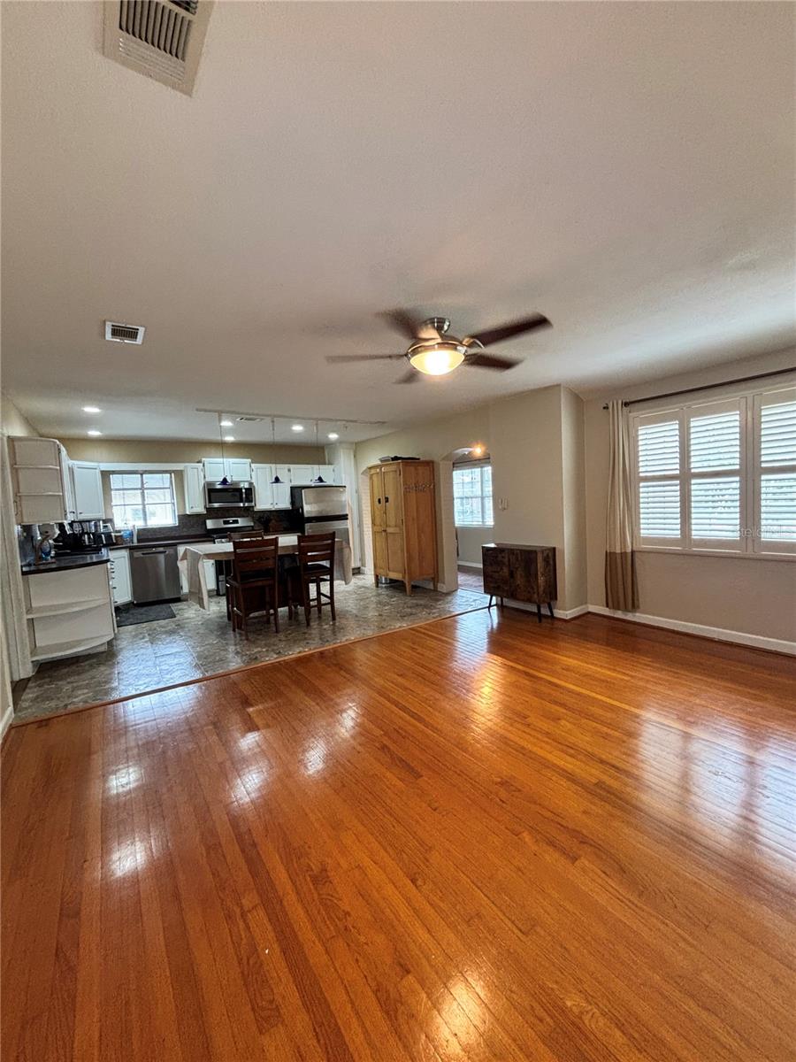 kitchen / living room