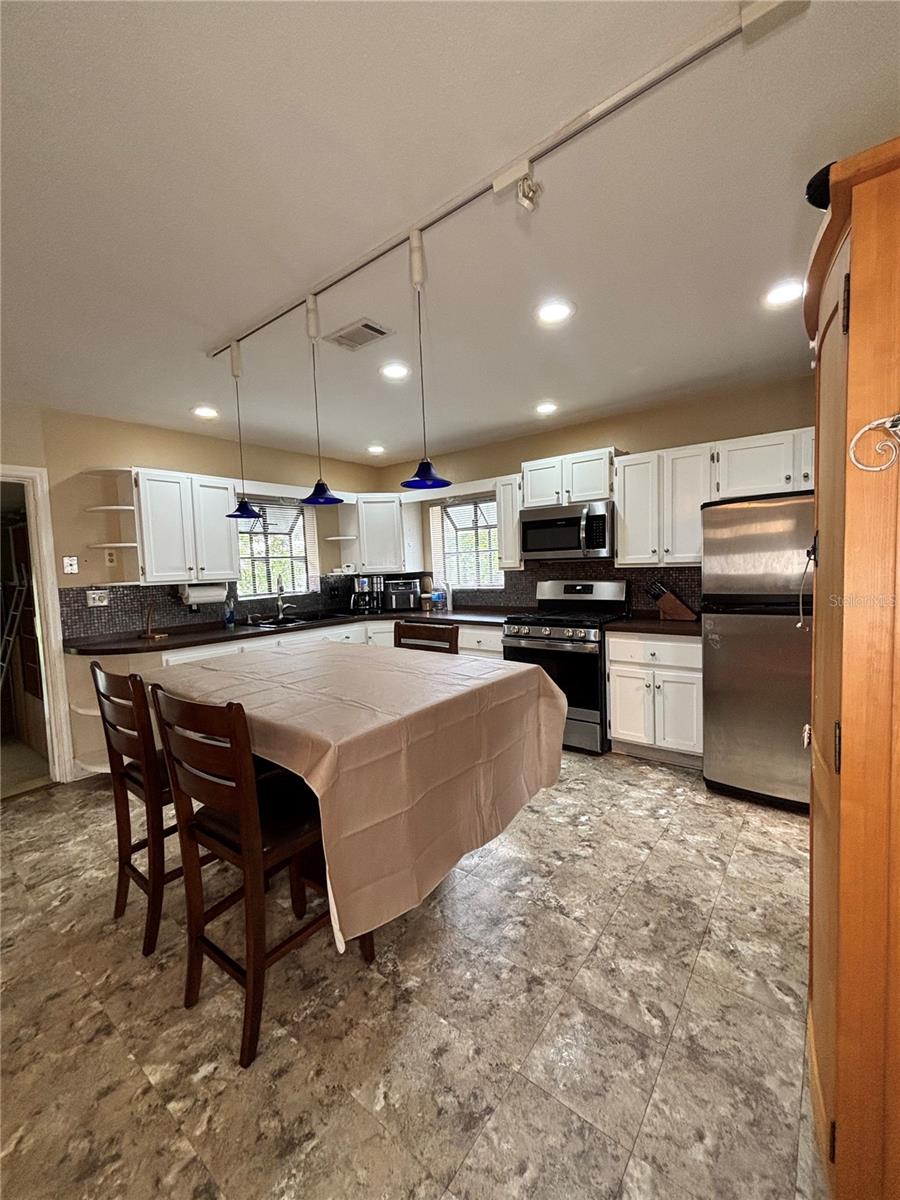kitchen / living room