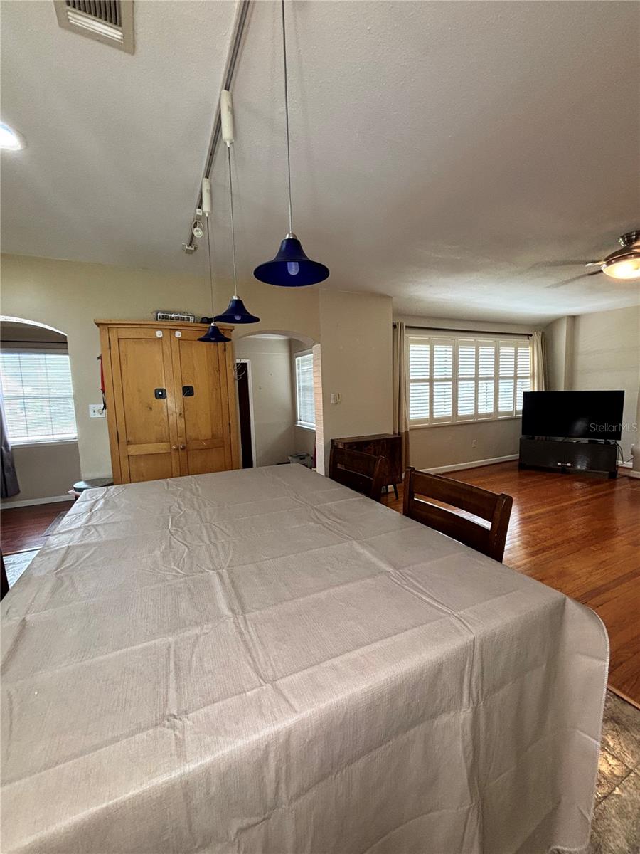 kitchen / living room