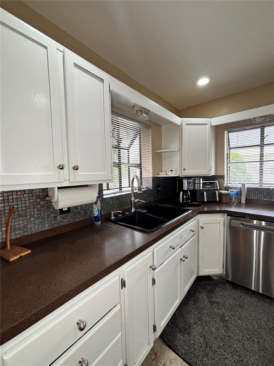 kitchen / living room