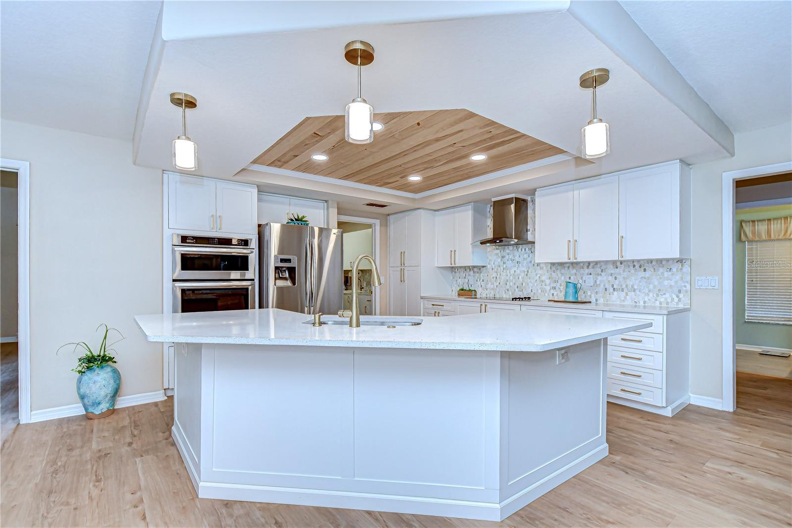 Kitchen island