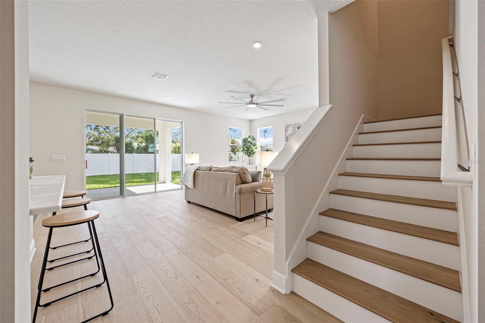 Look at all of that natural light!