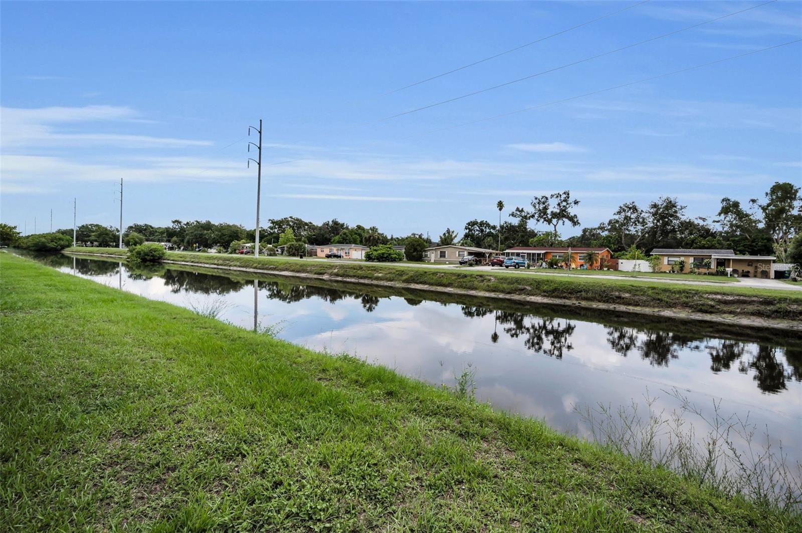 Tidal Canal Across the Street with Manatees!