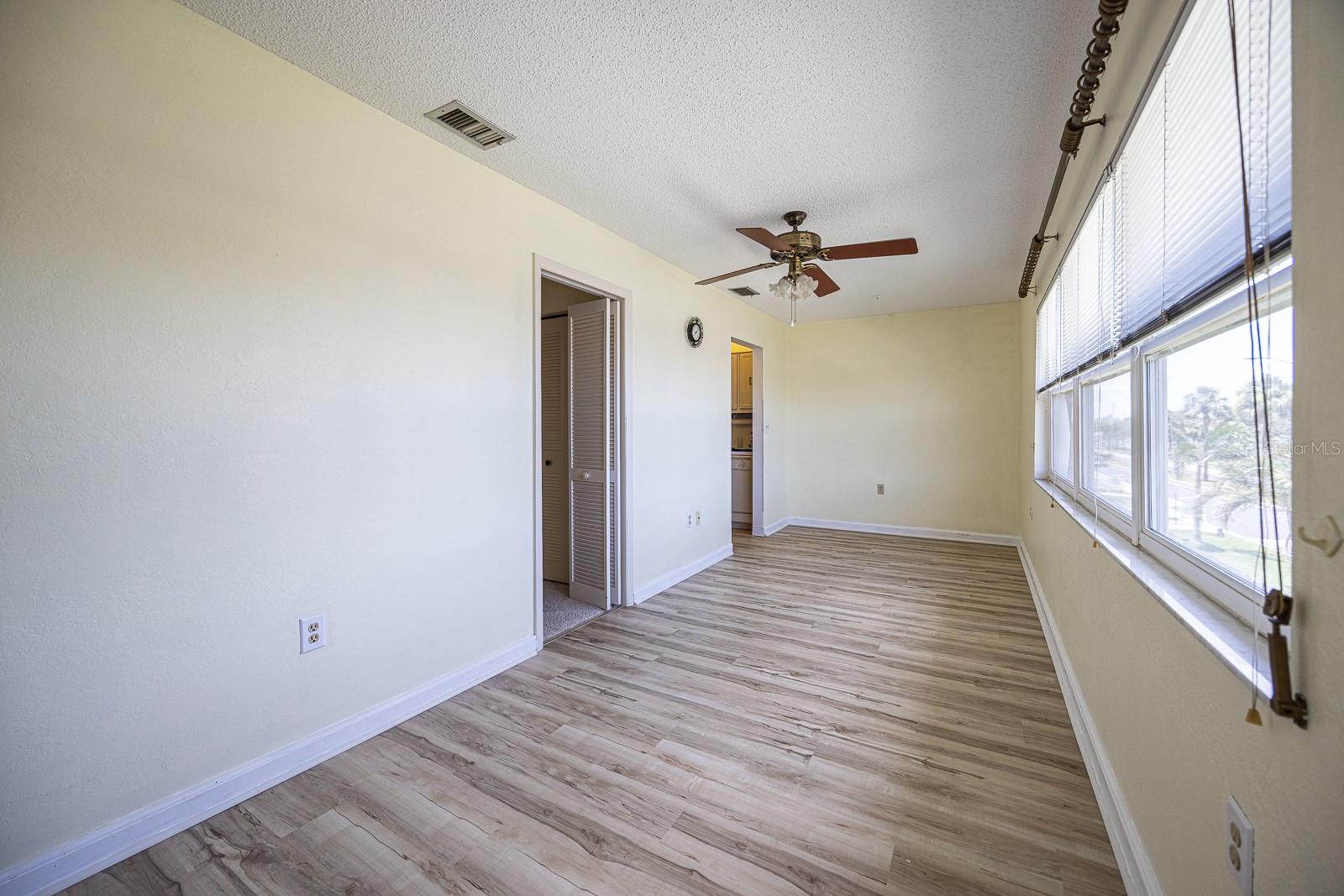 Sunroom/Family Room