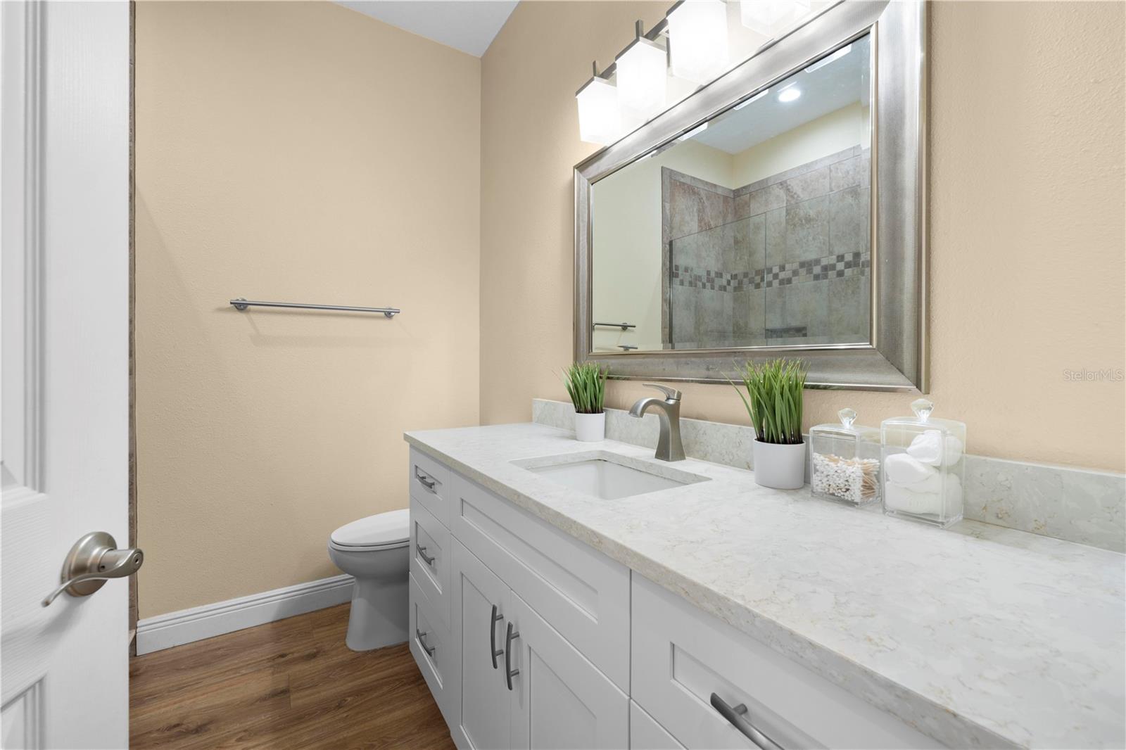 Guest Bath 2