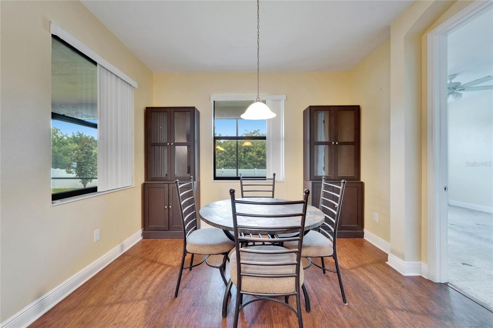 Breakfast room or dinette