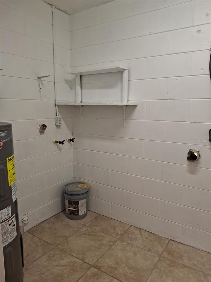 Washer/Dryer Hookup