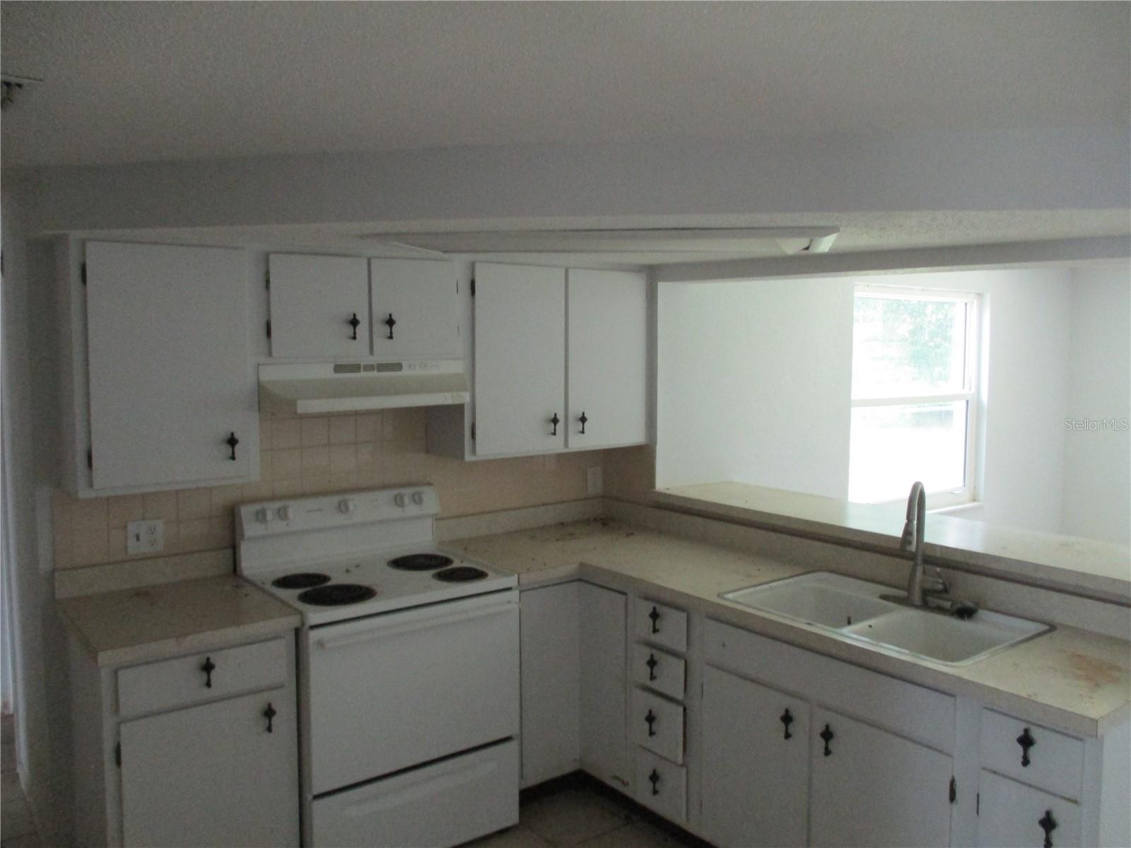 Kitchen 2