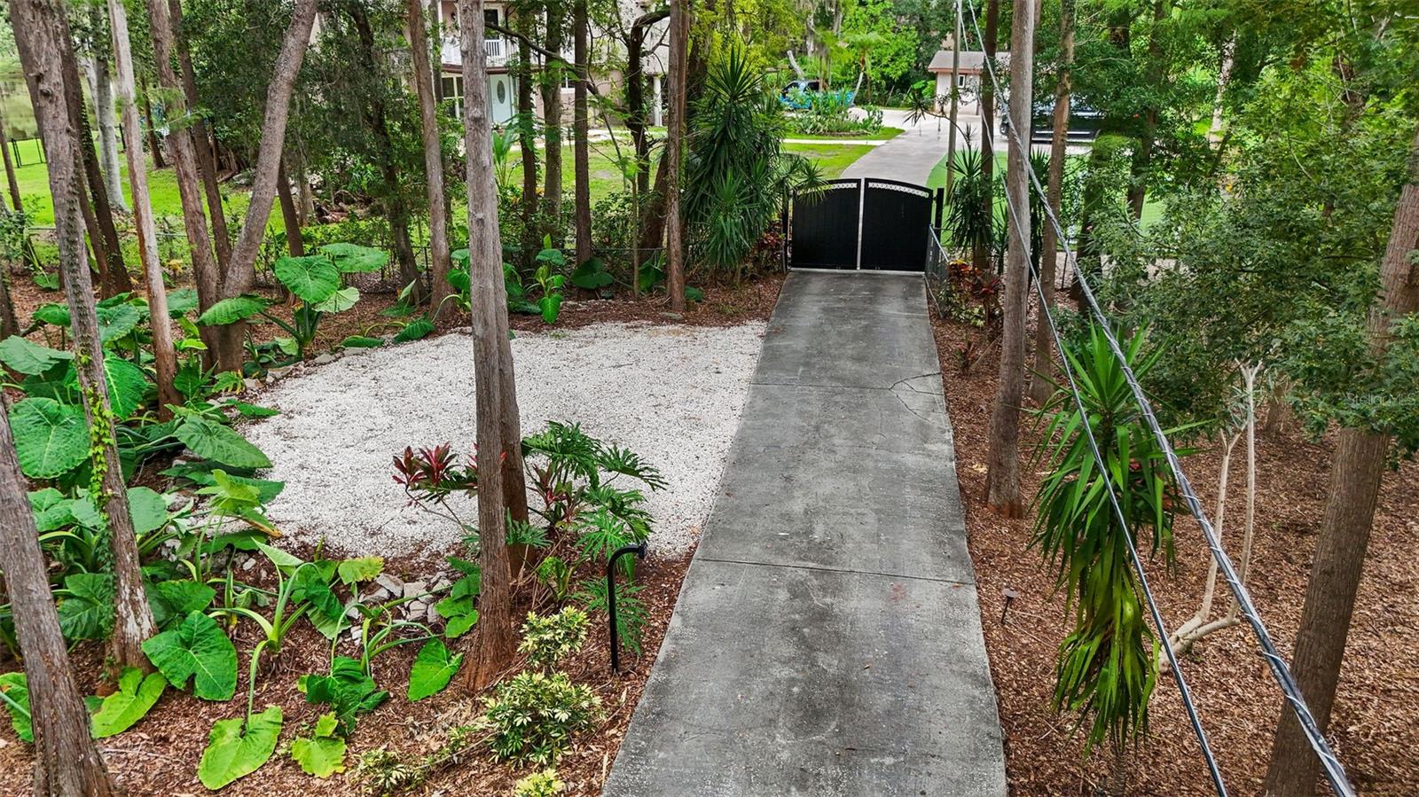Private Gated Driveway with Keypad