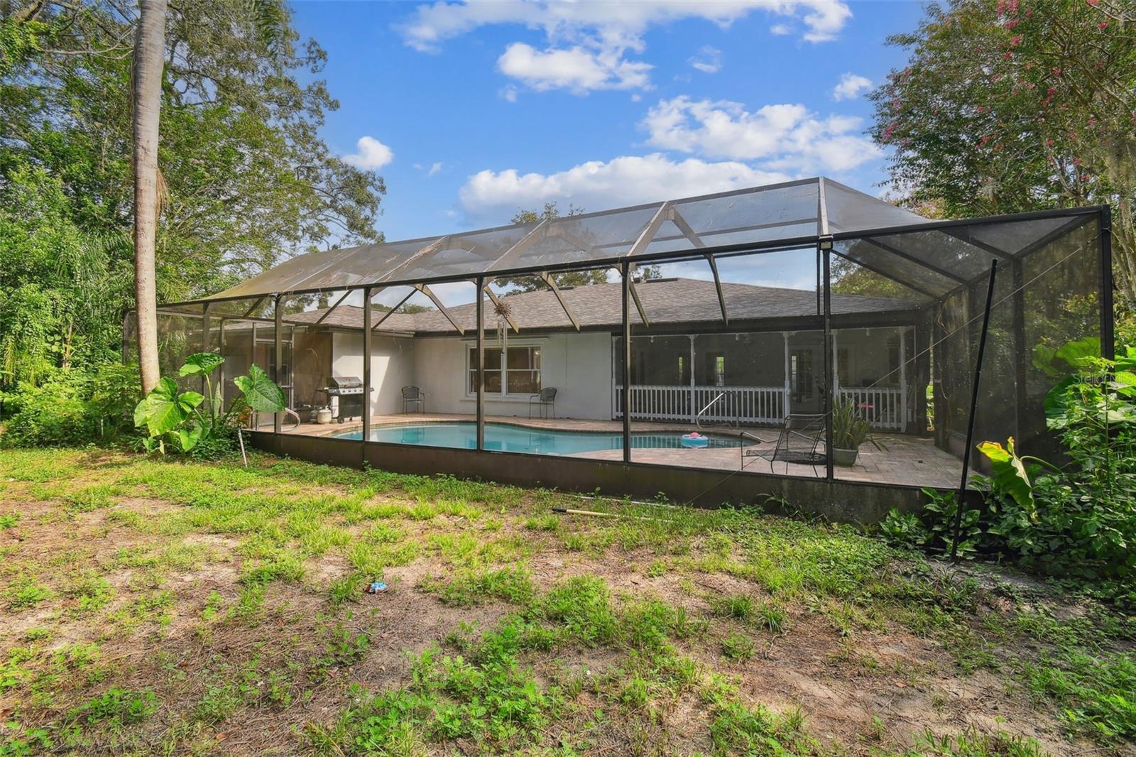 Complete privacy to the rear!