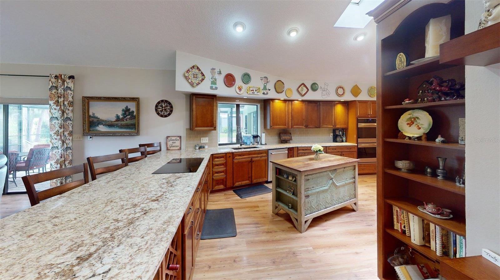 Kitchen Bar area