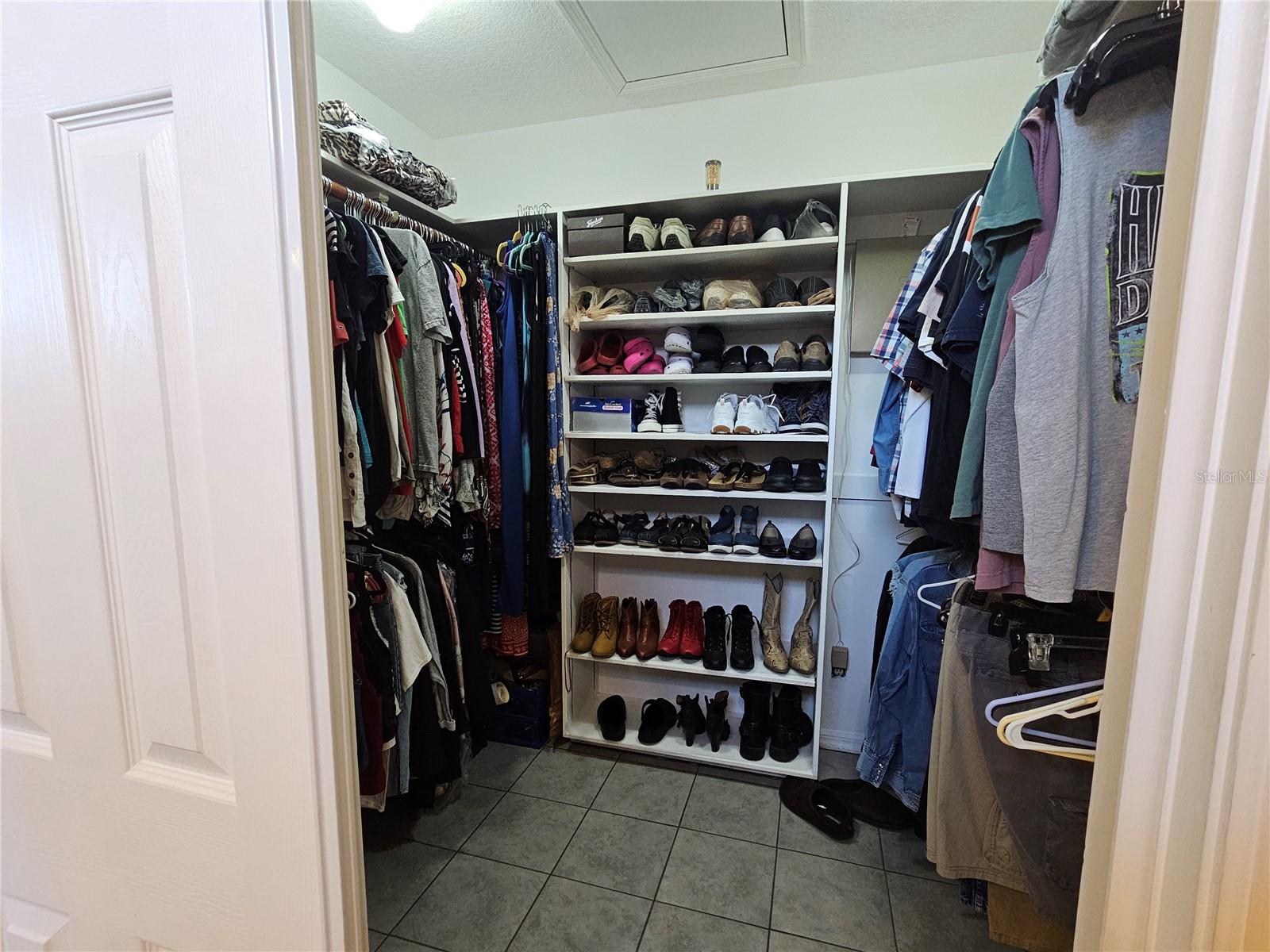 Walk-in Closet