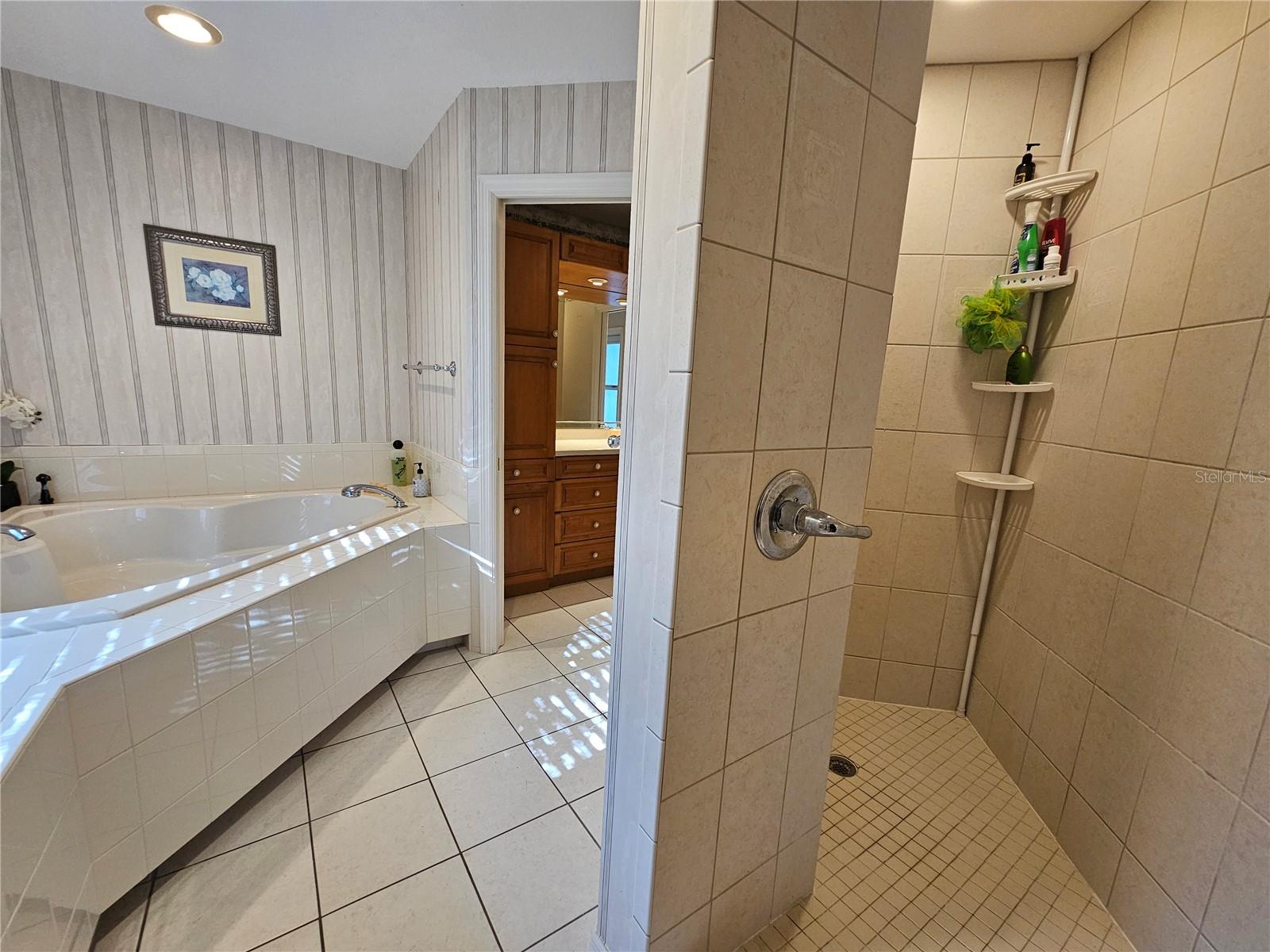 2nd Full Bathroom