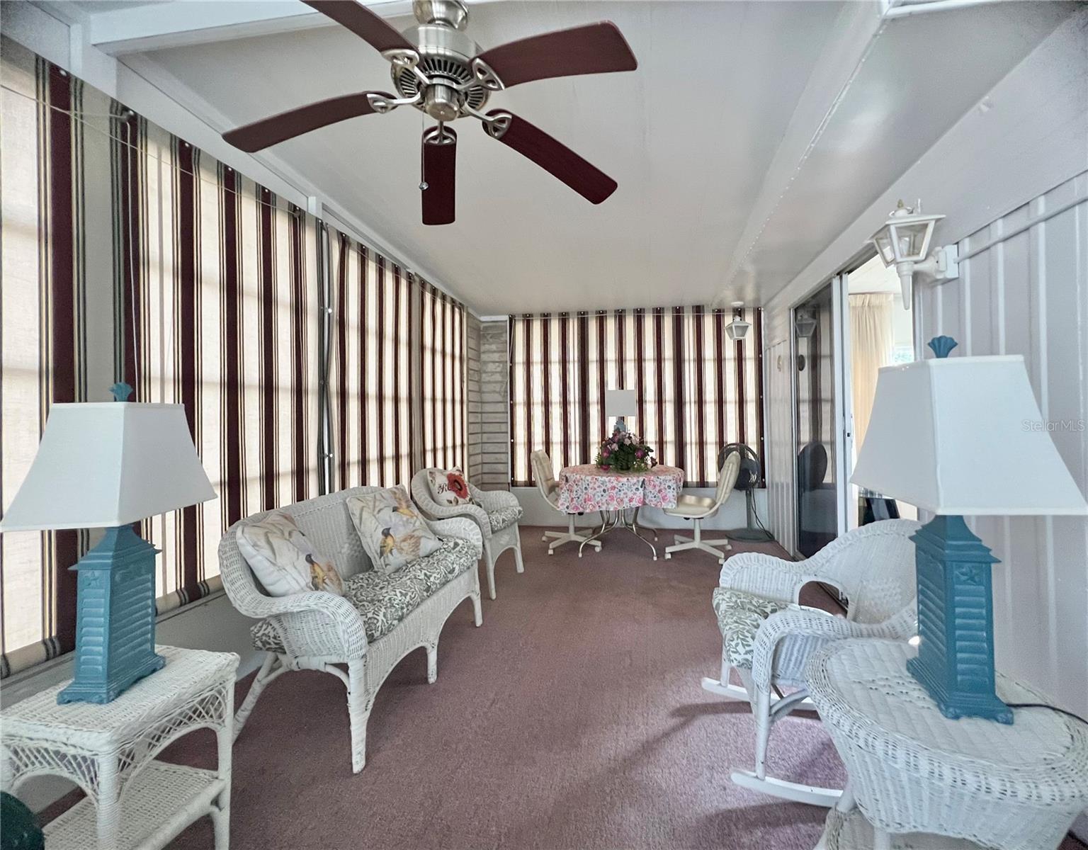 Front enclosed Florida room