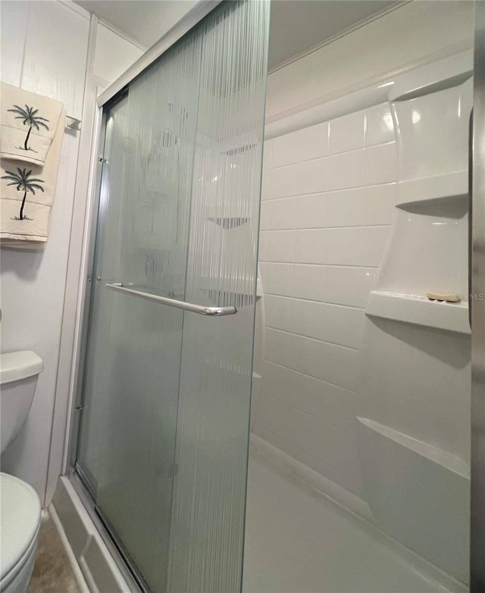 en-suite bathroom with large shower