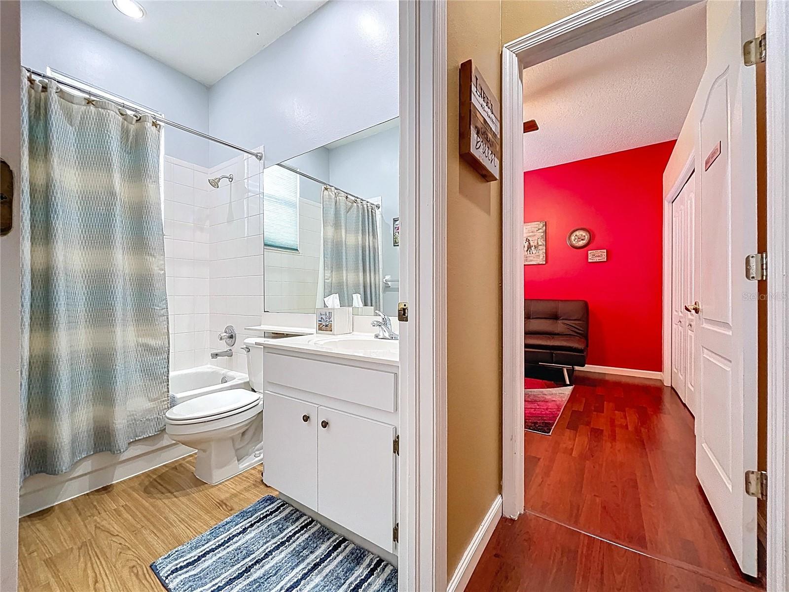 2nd Bathroom