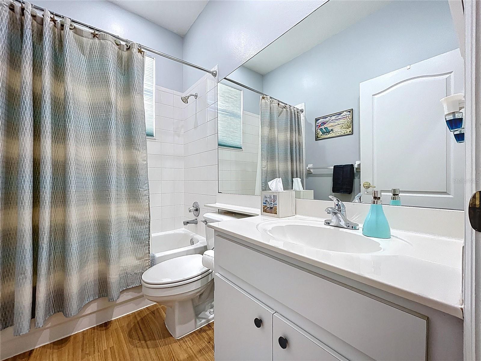 2nd Bathroom