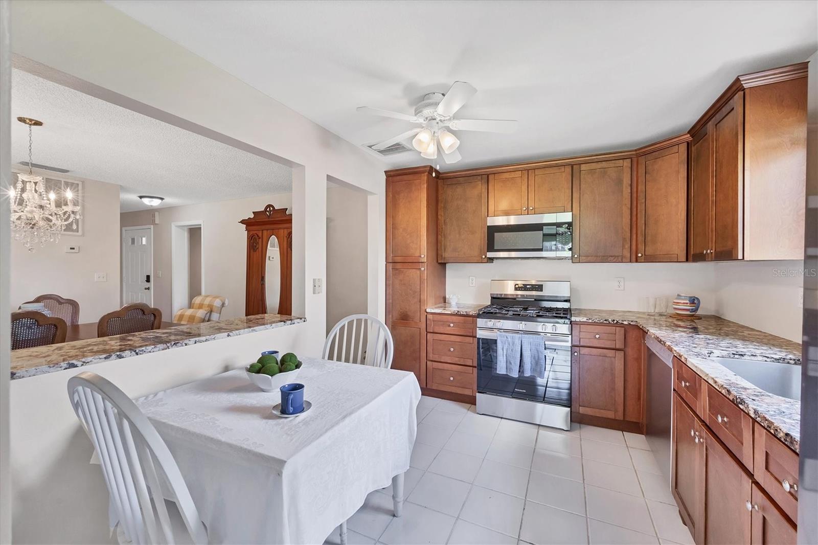 Breakfast bar and eat-in kitchen