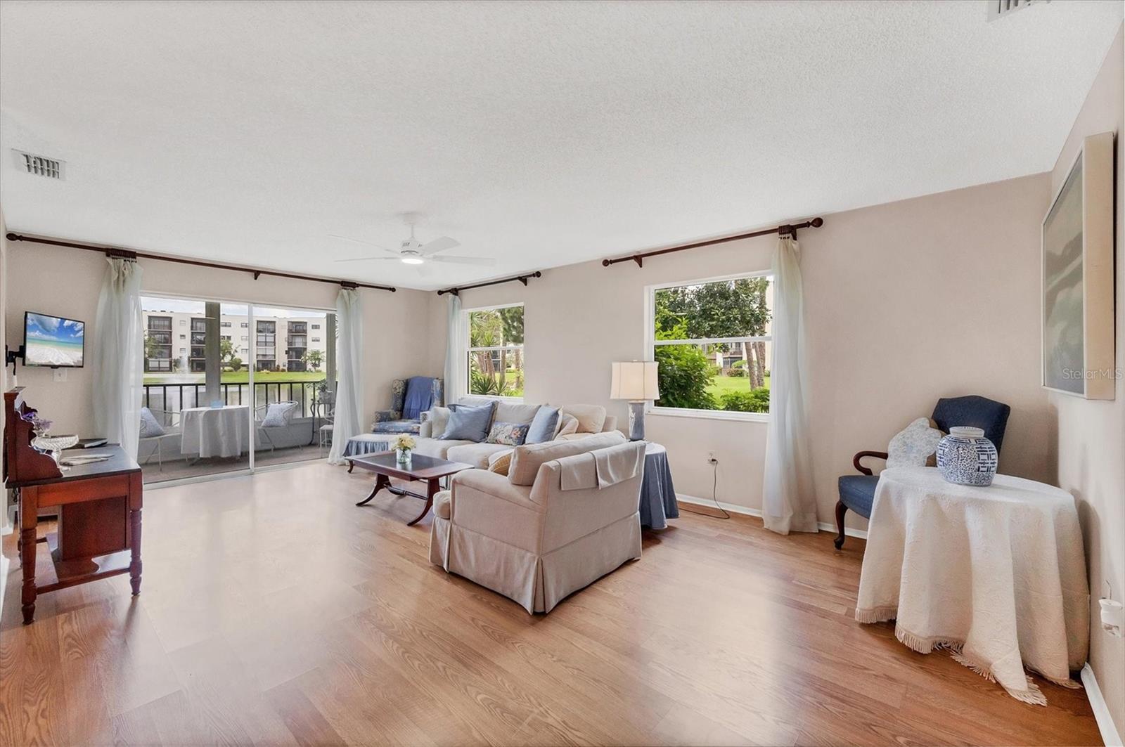 Abundance natural light in the spacious living room