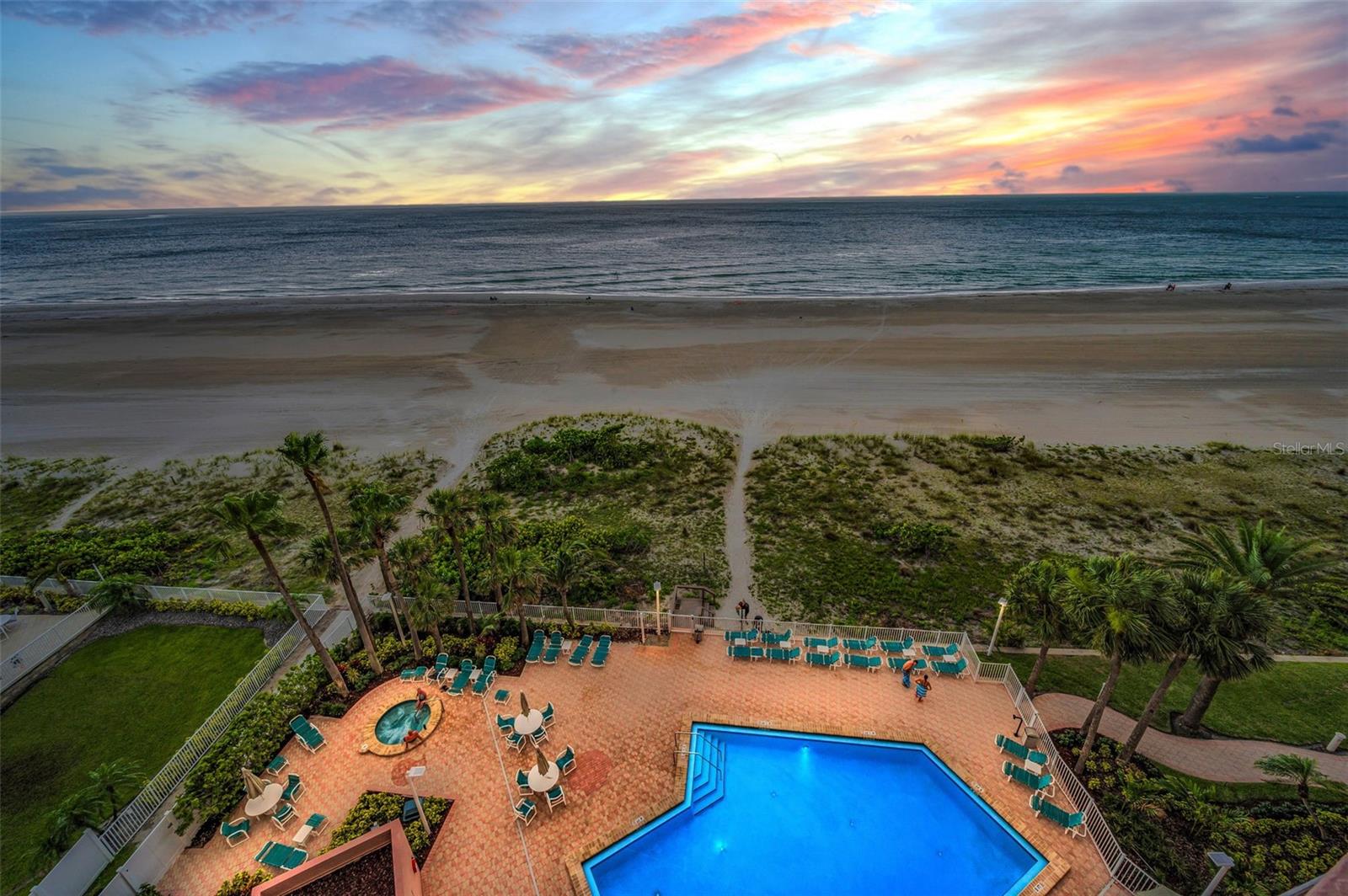 Direct View of the Gulf over your Private Pool