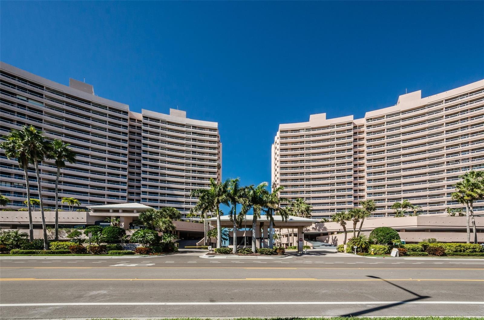 The Crescent Beach Club Entry