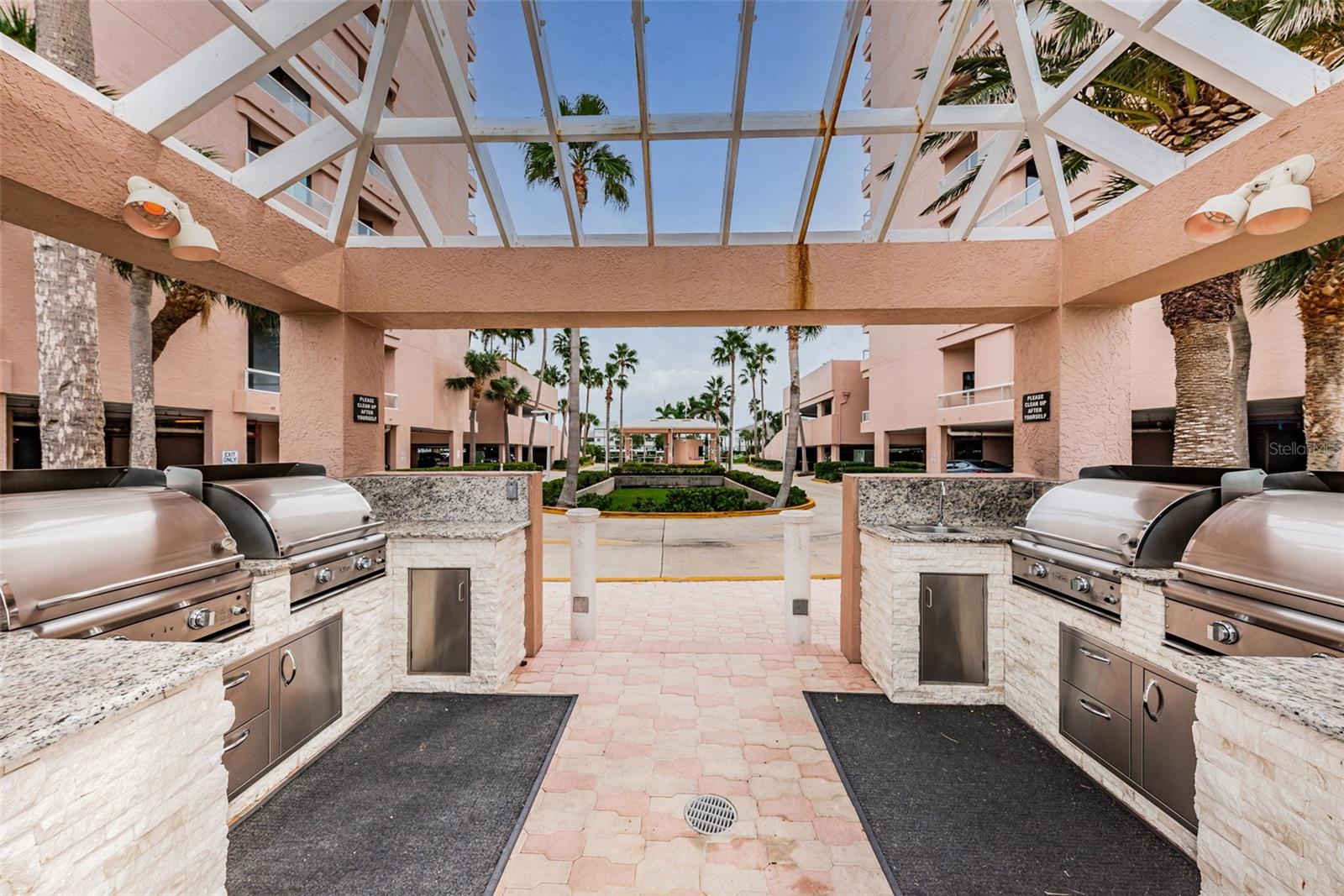 Grilling station