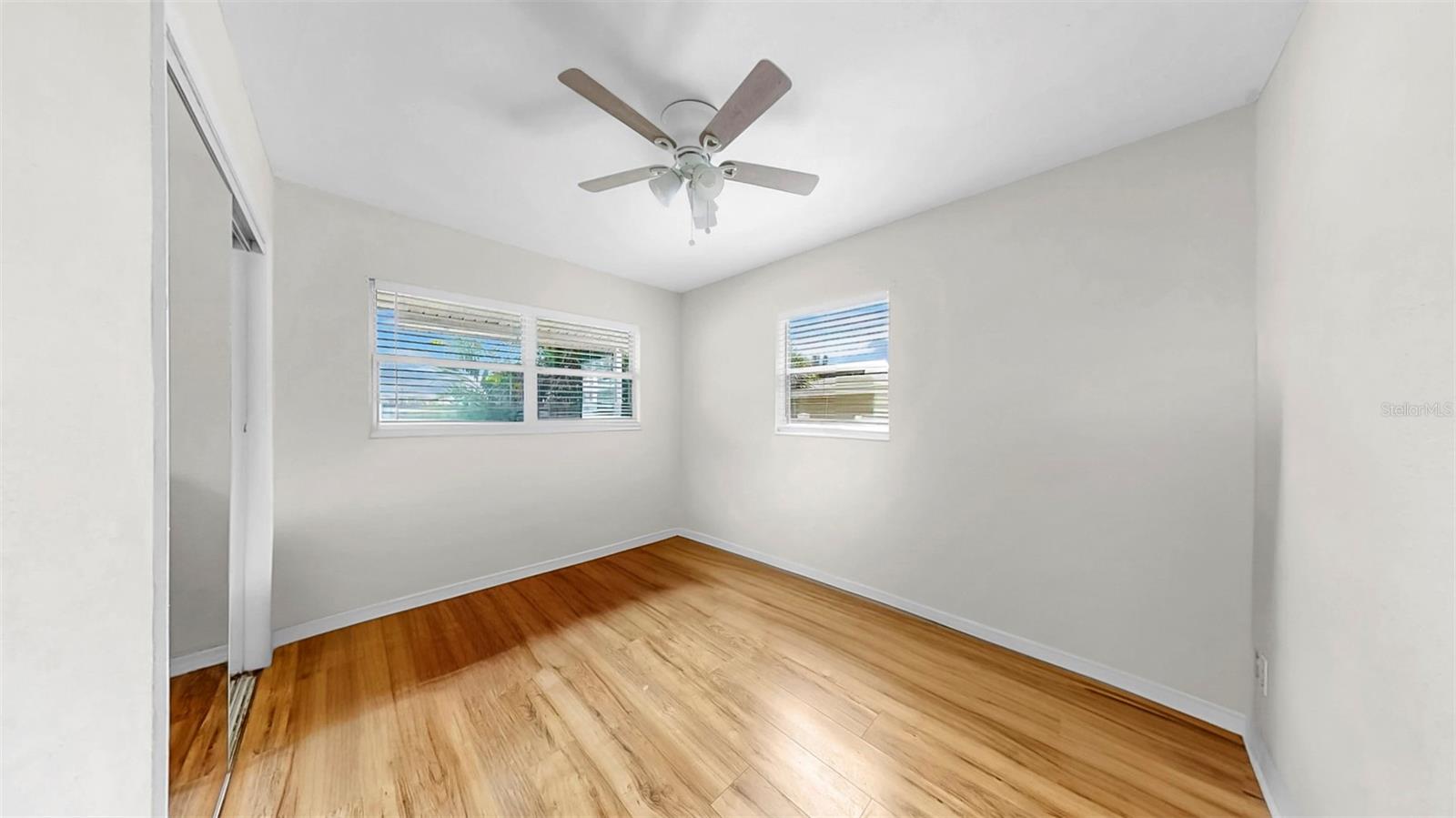 VIRTUAL - Secondary Bedroom without furniture