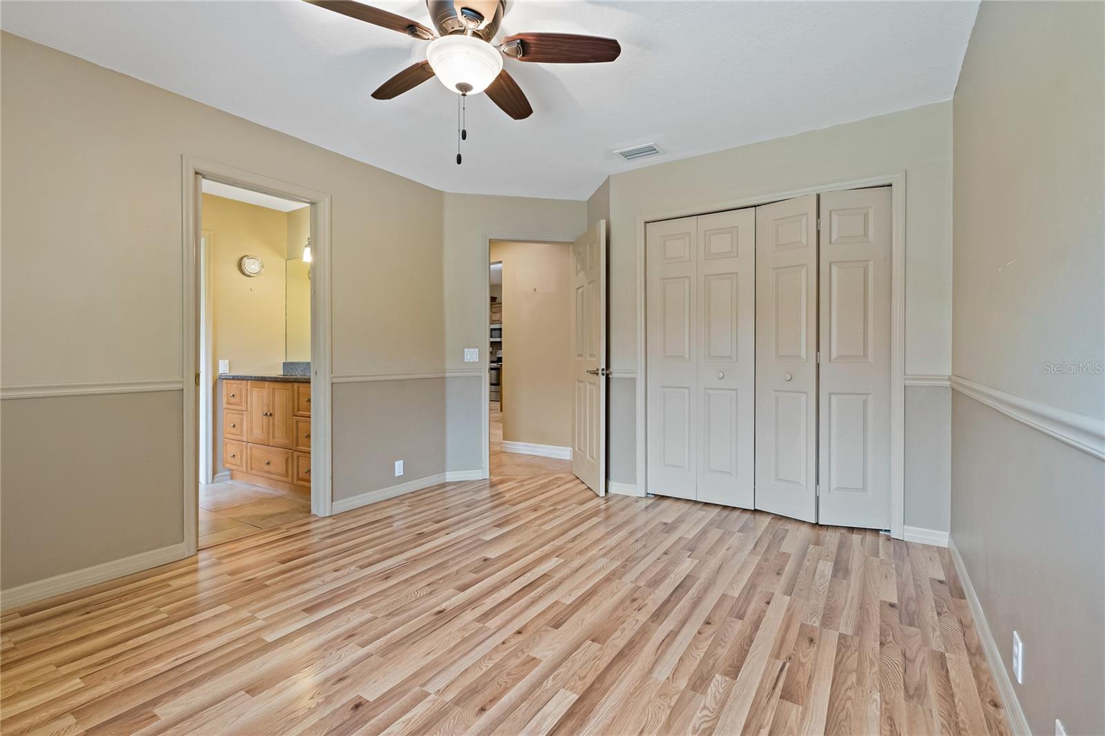 BEDROOM #4 WITH JACK AND JILL BATHROOM!