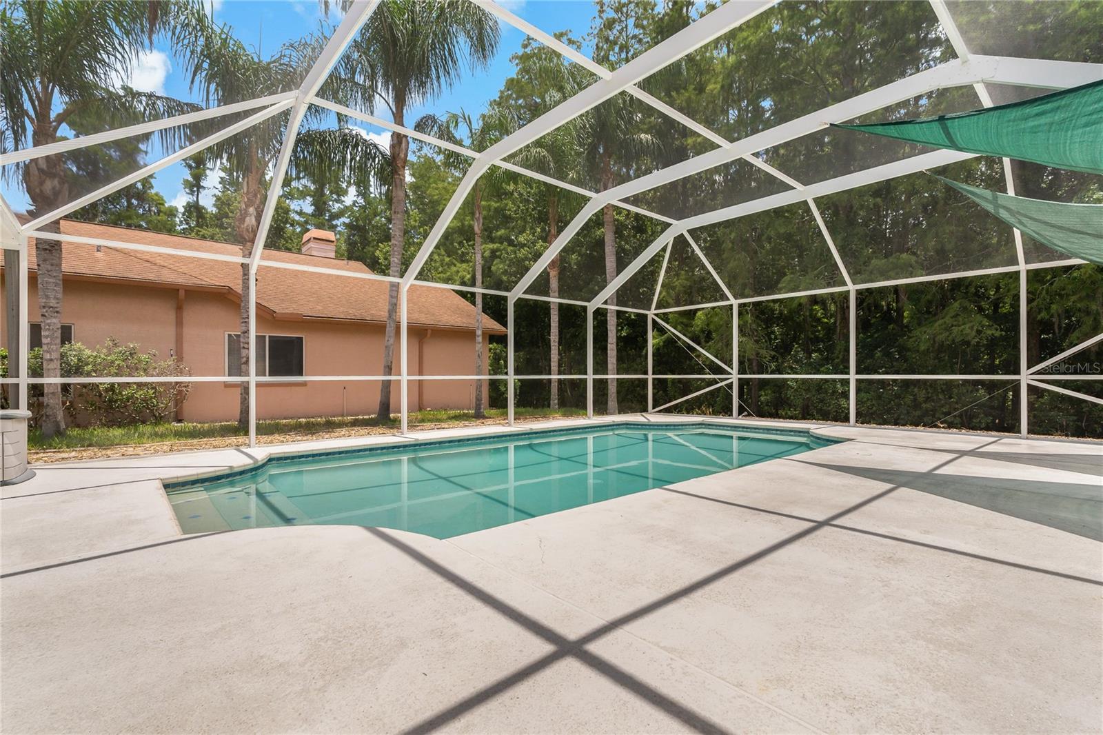 SCREENED IN SALT WATER AND HEATED POOL!