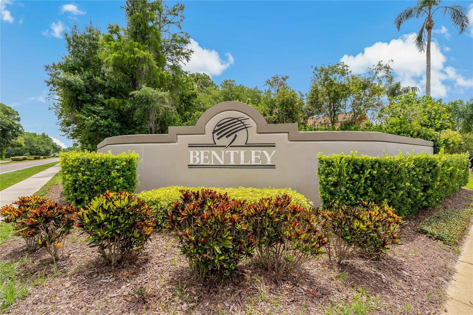 BENTLEY COMMUNITY IN WYNDTREE!