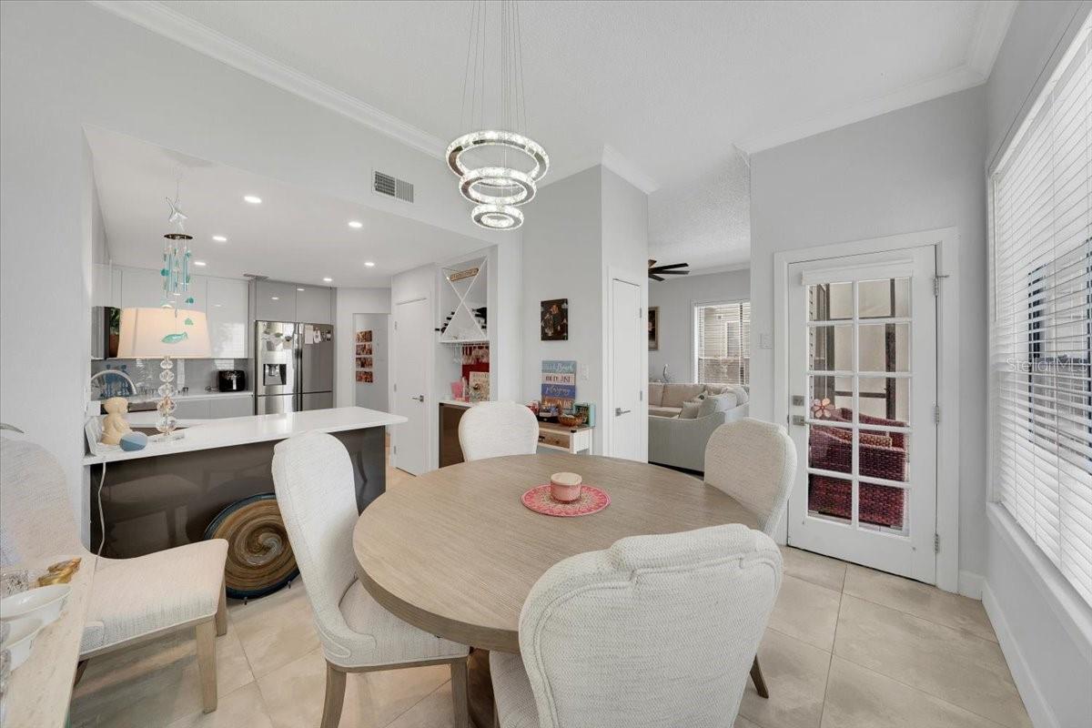 Eat in space in the kitchen for barstools