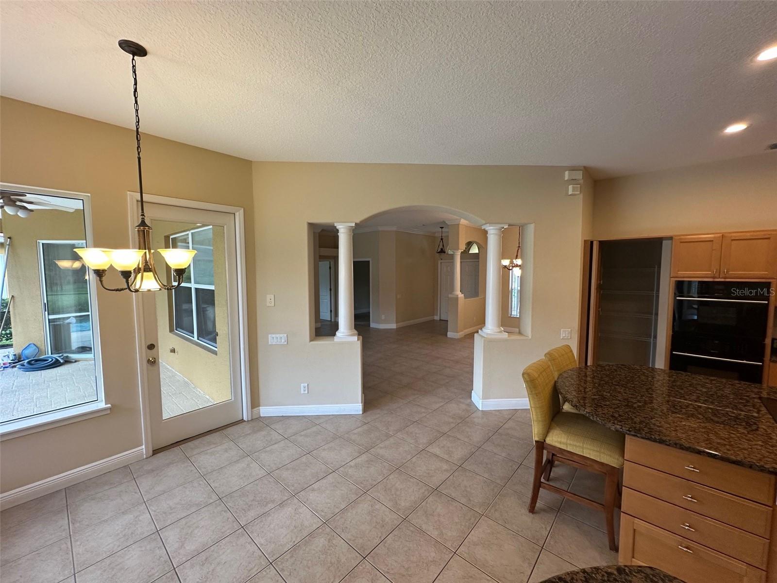 breakfast nook area