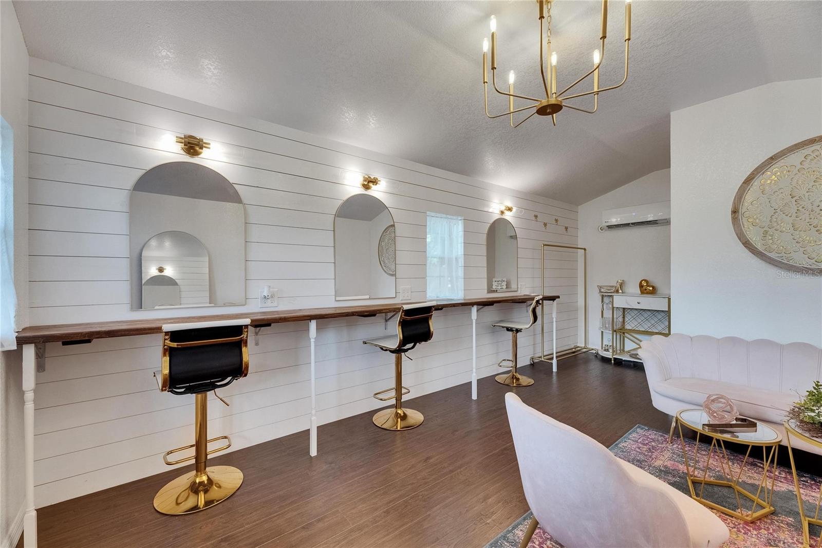 Brides Room