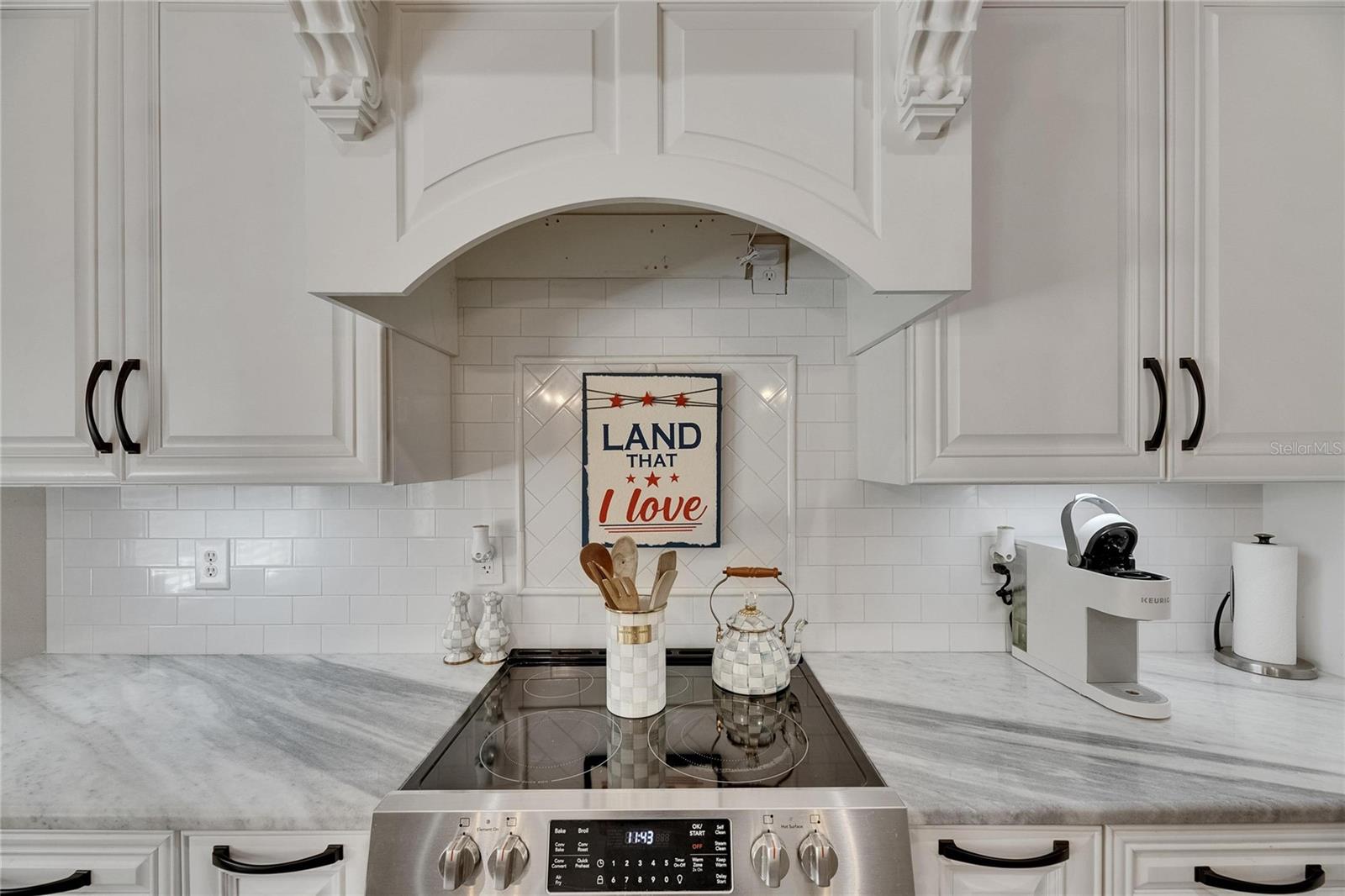 4314 JLR Kitchen