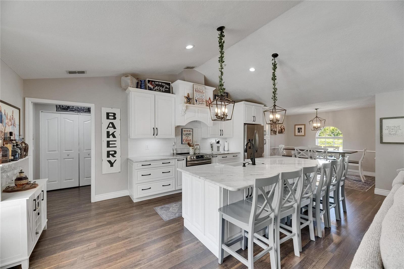 4314 JLR Kitchen
