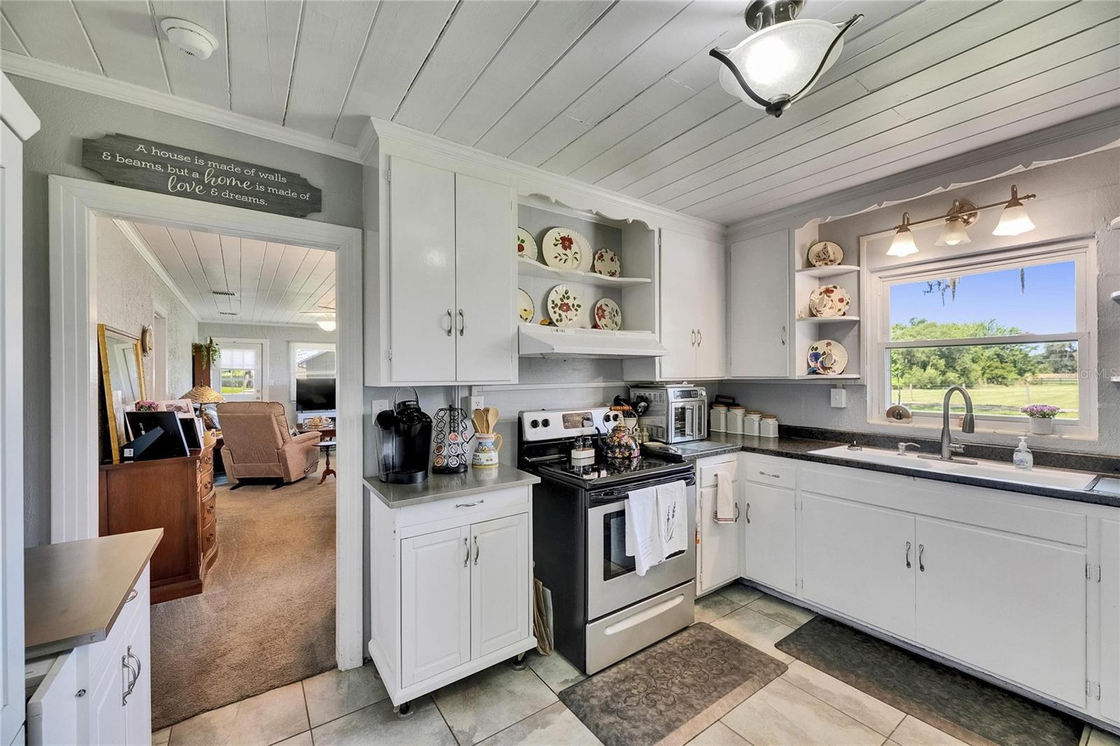 4312 JLR Kitchen