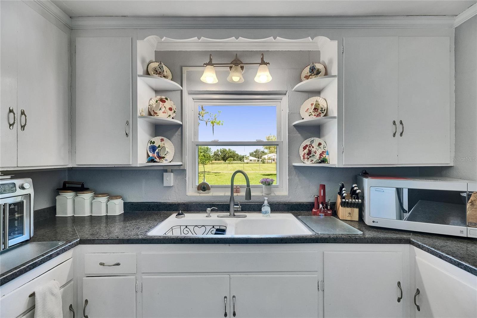 4312 JLR Kitchen