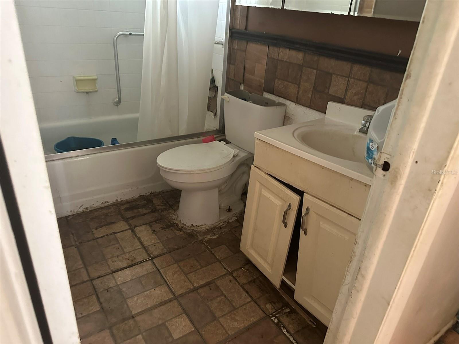 G5098716