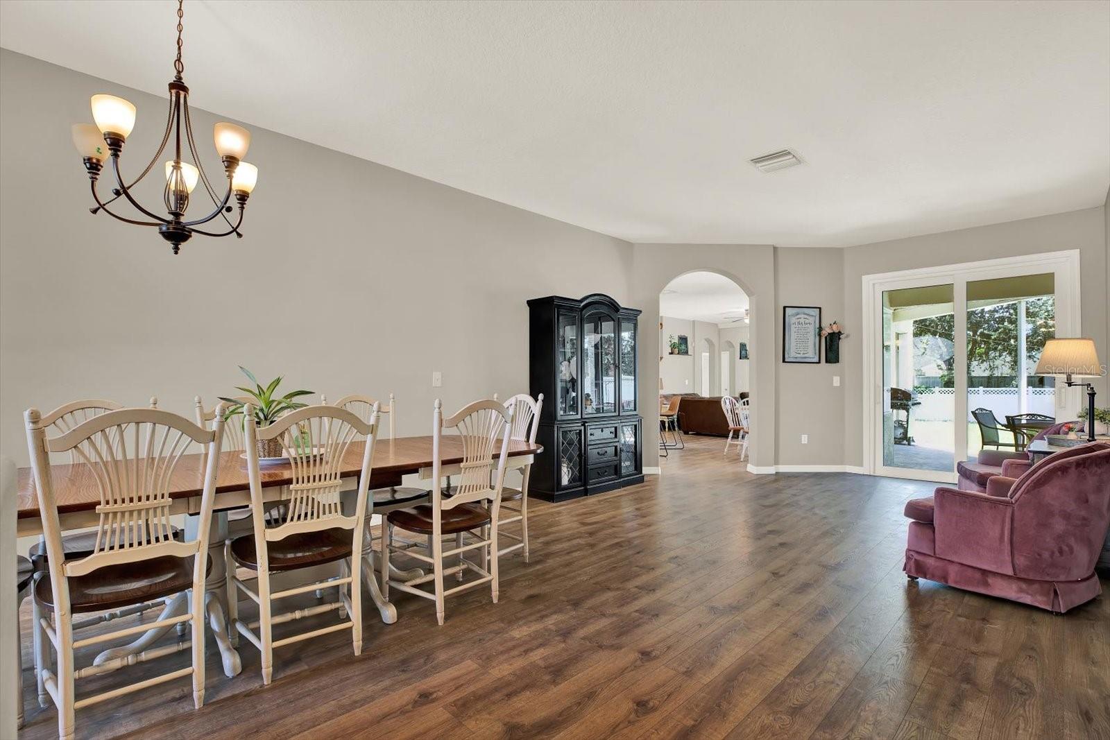 Dining/living area