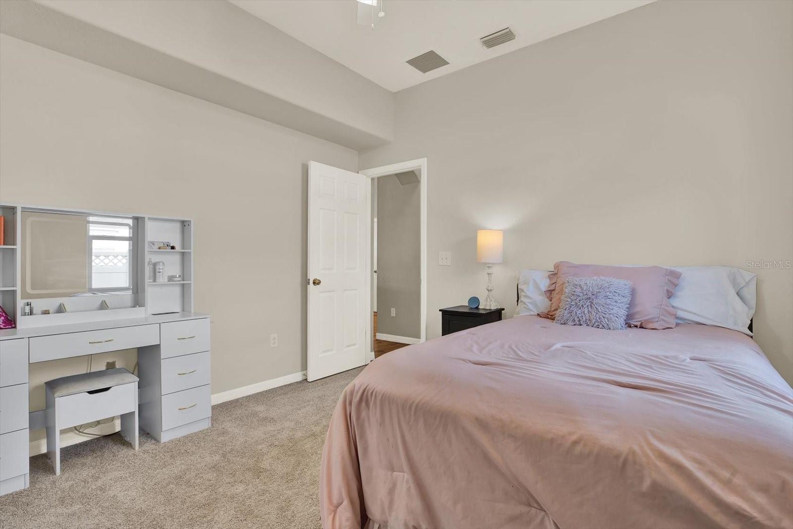 Secondary bedroom