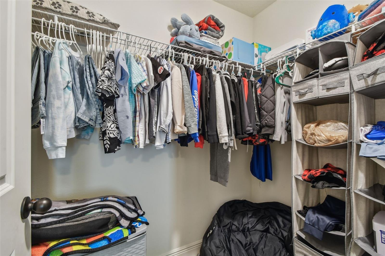Walk in closet bedroom 1